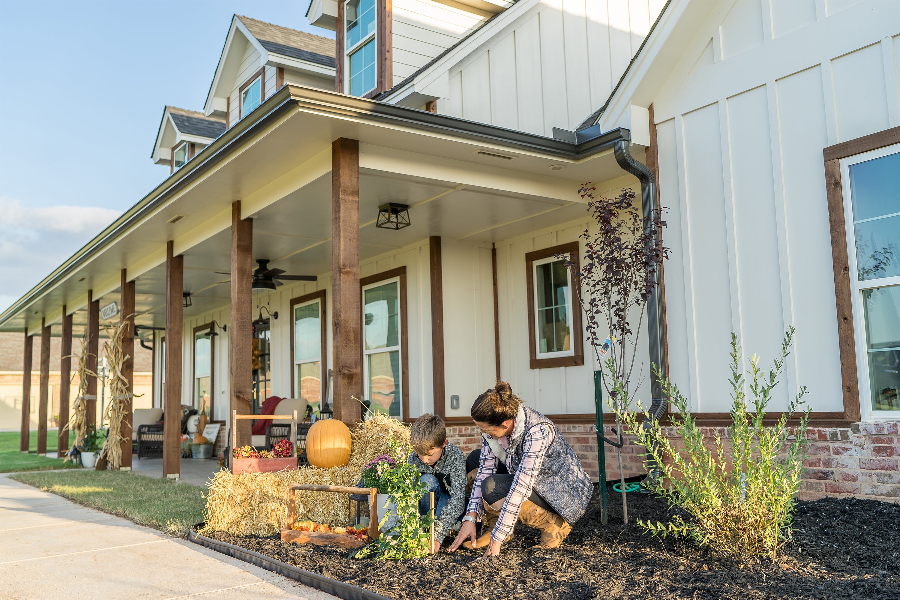 PLAN 2429 (4/3/2 2,416 SF)
