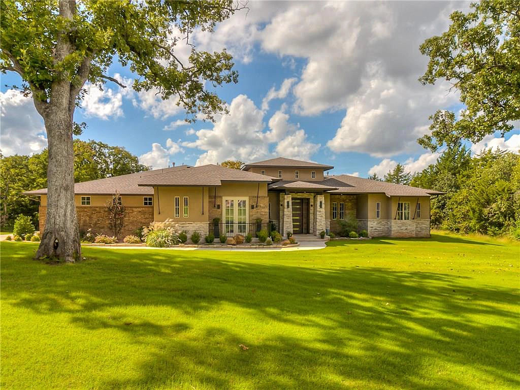 The Pansy Plan (4/2.5/3 2,483 SF)